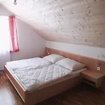 Gindl, Gaestehaus Gindl Und Pferdehof 팜스테이